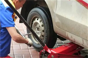 金凤附近拖车24小时服务热线电话